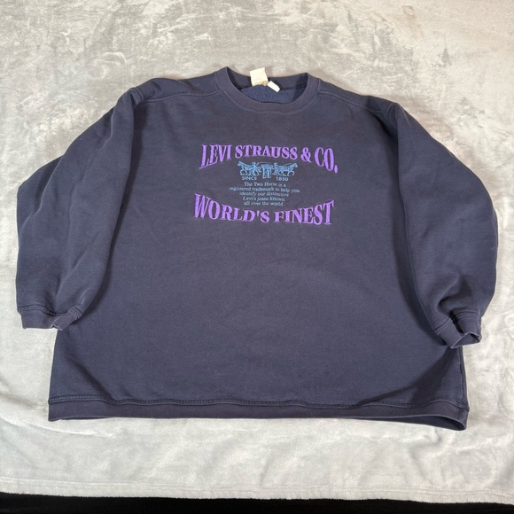 Levi's Tops - Vintage Levis Strauss Embroidered Sweatshirt Womens L (Fits 1X) Faded Blue READ!